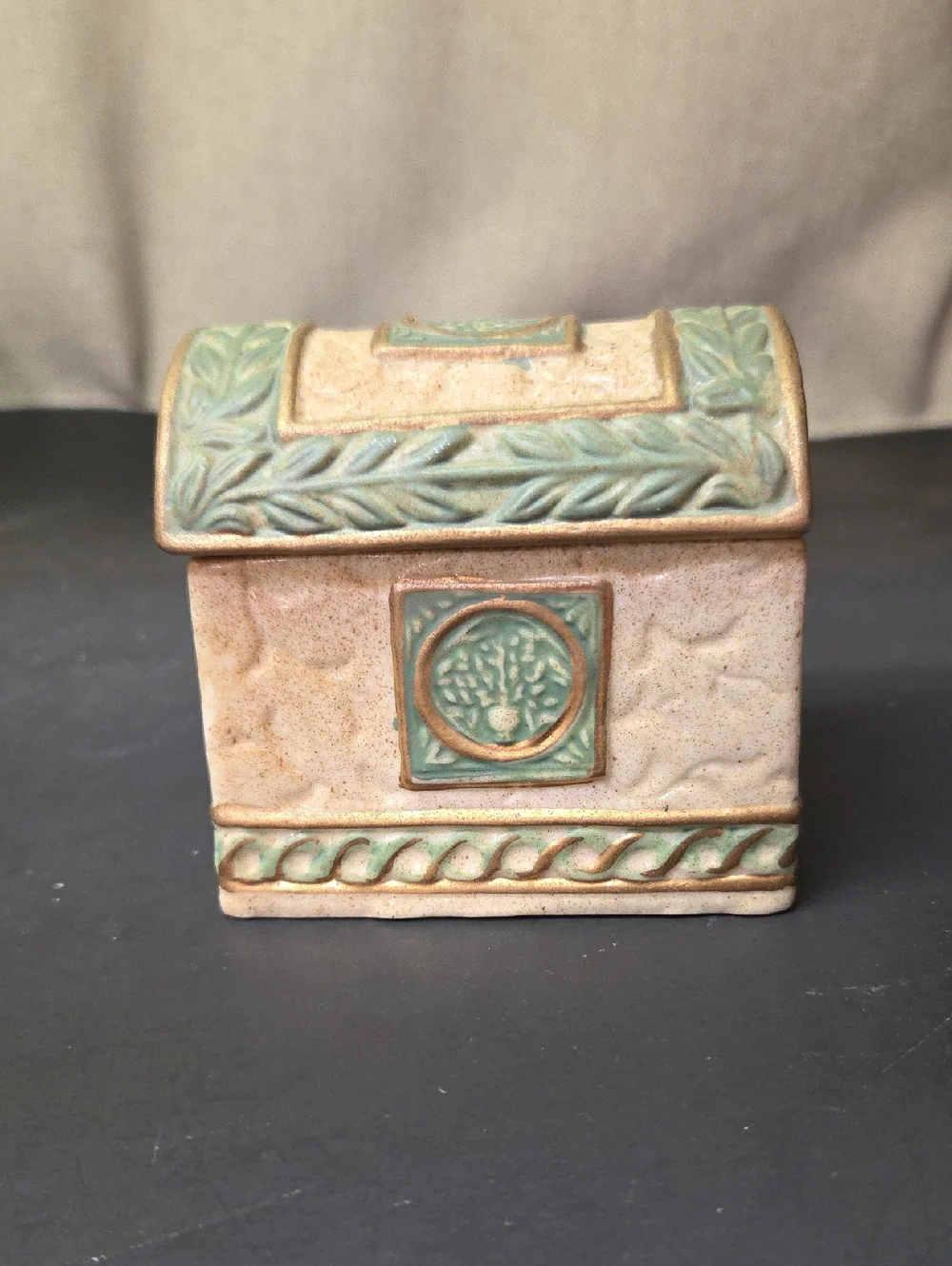 vintage porcelain trinket boxes ( Set 1)